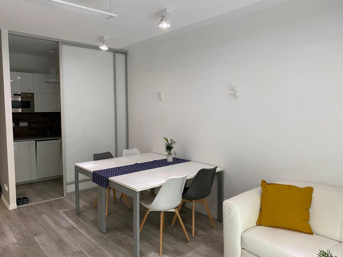 Apartament Dobry Dom Warszawa Exterior foto